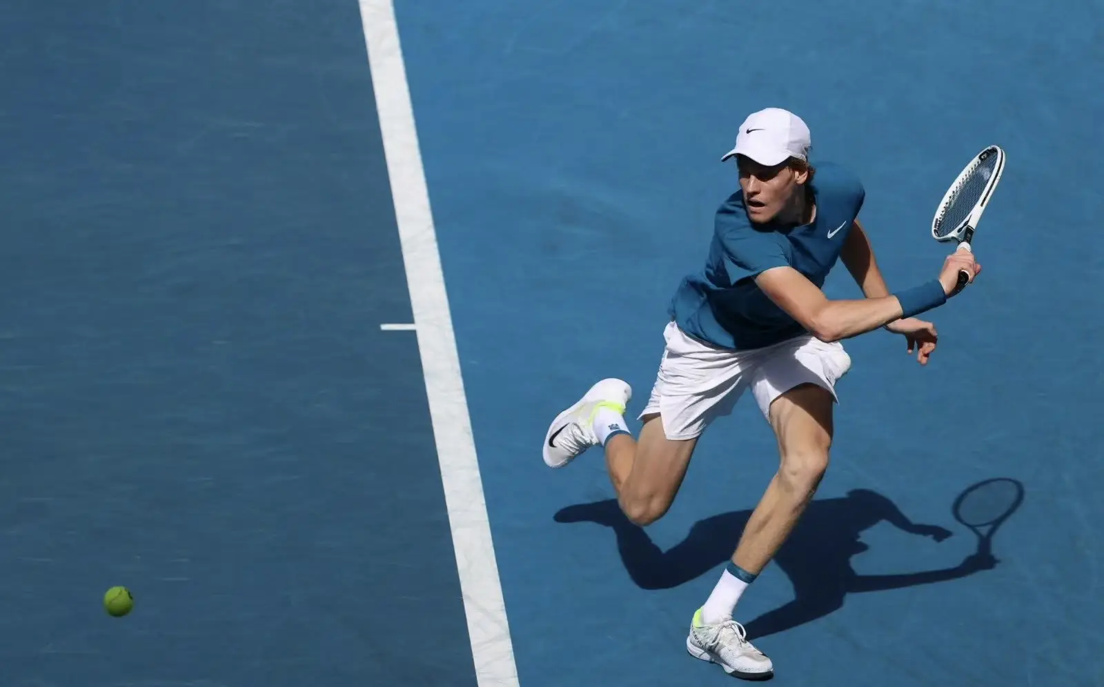 九博体育平台 -塞维利亚训练开放日，转会期主帅复盘引欢呼，德甲在即，身体对抗强度拉满 