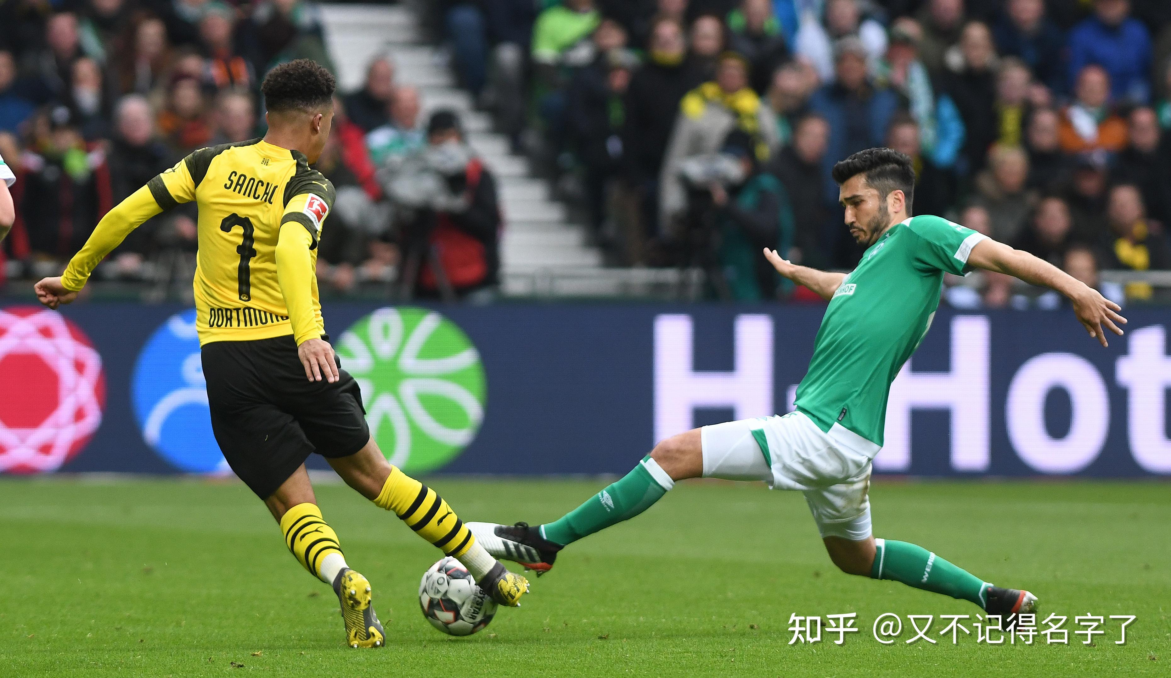 包含纽卡斯尔围绕欧冠门线救险亚特兰大窗口期门线救险，这操作让人直呼：西汉姆窗口期内部沟通的词条